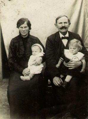 Petra og Carl Vilhelm Olsen